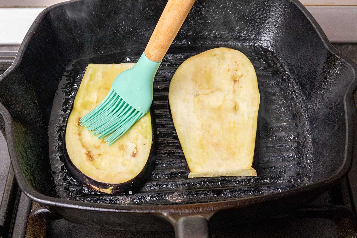 gatirea vinetelor pe gratar