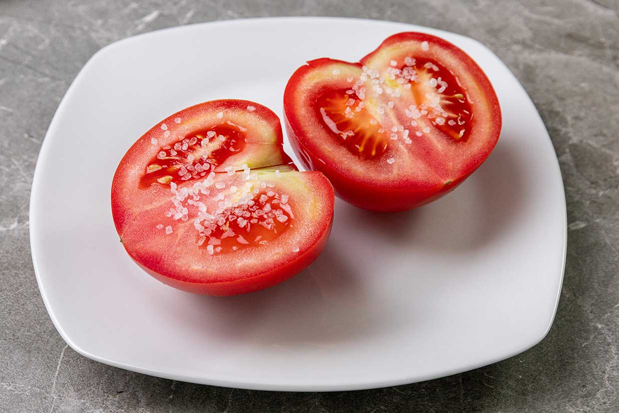 rosiile in jumatati sarate