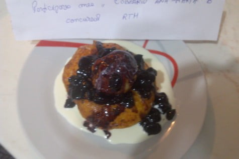 Papanasi cu dulceata si smantana by aryana