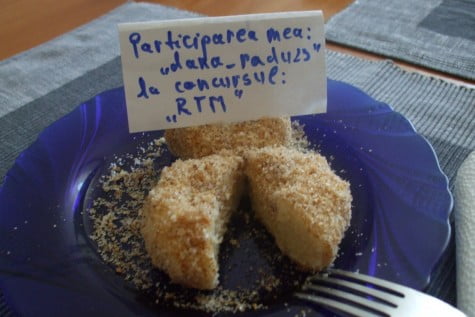 Papanasi cu branza fierti by dana_radu23