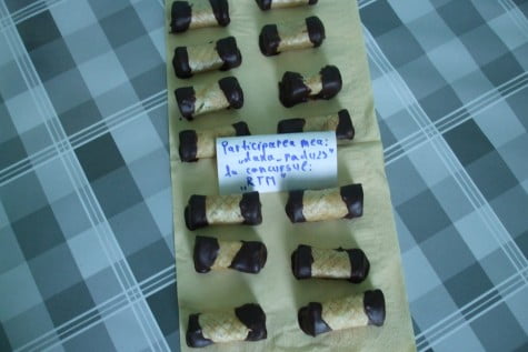 Minioane cu alune si napolitana by dana_radu23