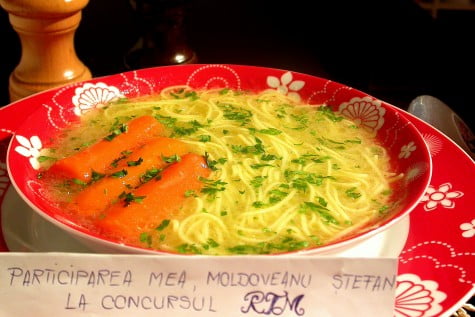 Supa de pasare cu taitei – Zupã de cocoș by stefanpizza