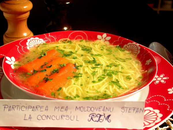 Supa de pasare cu taitei – Zupã de cocoș by stefanpizza