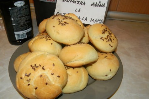 Chifle pentru pljeskavica, hamburger sau sandviciuri by adinagrig