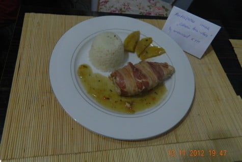 Piept de pui in bacon cu salvie si mar by aryana