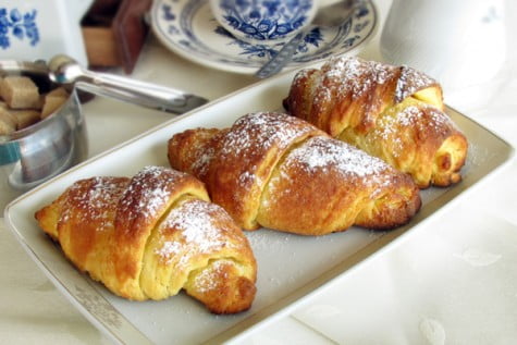 Daneze – danish pastry – tot un fel de croissants