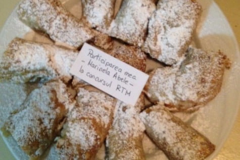 Placinta intinsa by Marinela Abele