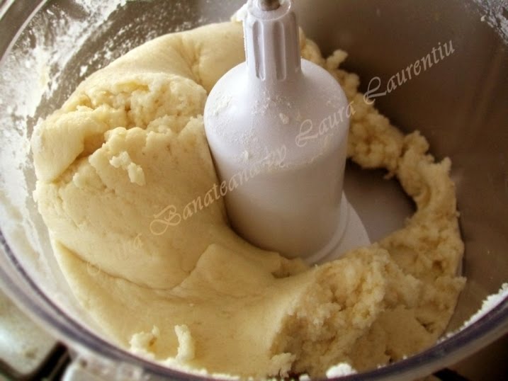 stelute albe 4 stelute albe 4