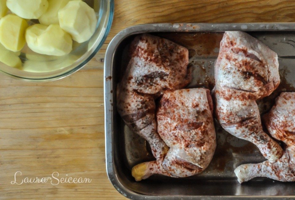 pulpe de pui cu cartofi la cuptor