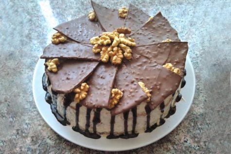 Tort cu nucă și ciocolată făcut de Angela Moraru