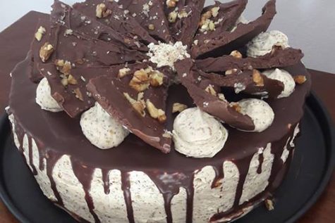 Tort cu nucă și ciocolată făcut de Gaspar Cristinna