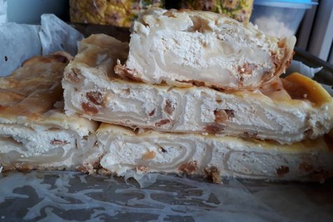 Burek cu brânză dulce încercat de Mihaela Stanciu