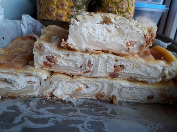 Burek cu brânză dulce încercat de Mihaela Stanciu