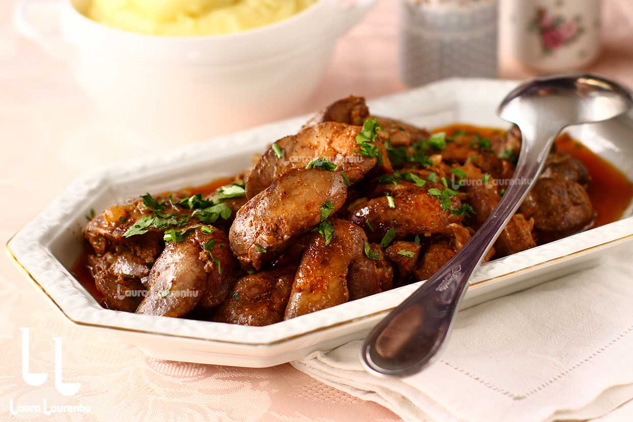 ficatei de pui cu ceapa reteta ficatei la tigaie laura laurentiu