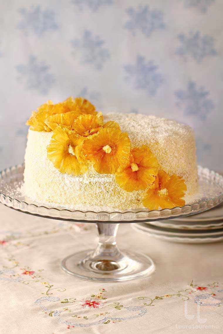 tort cu nuca de cocos reteta tort pina colada reteta tort cu cocos si crema de ananas reteta detaliata Laura Laurentiu
