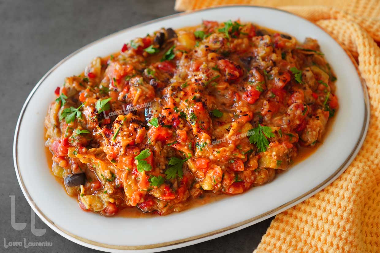 salata de vinete cu usturoi si rosii reteta laura laurentiu