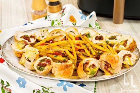 rulouri din piept de pui la air fryer cu garnitura de fasole verde reteta video laura laurentiu