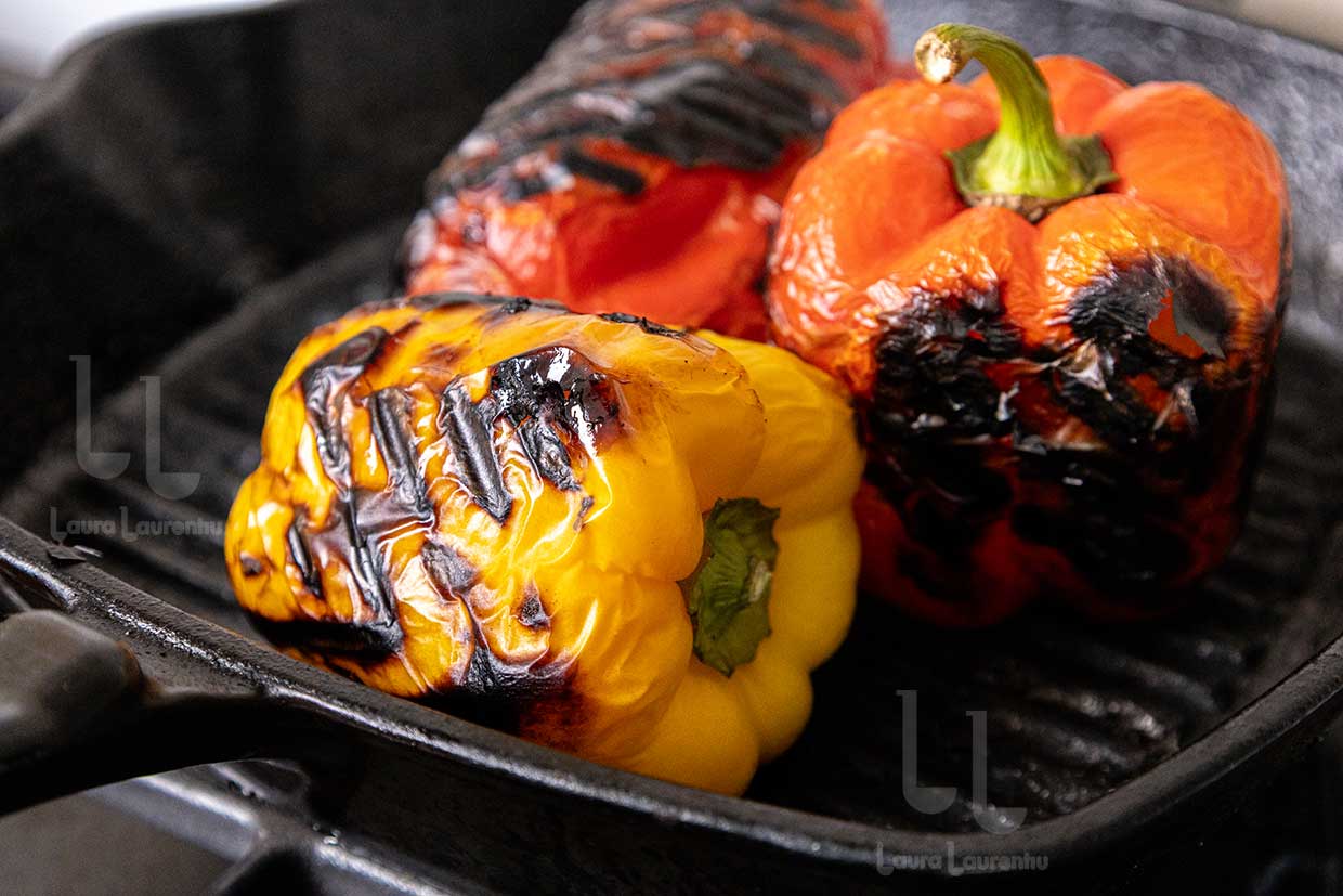 ardei copti pe tigaia gratar