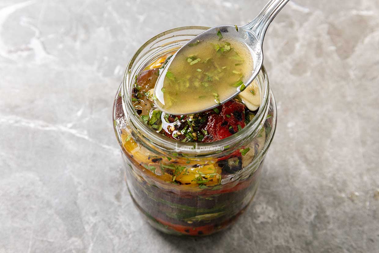 legume la grill in ulei imbuteliate pregatite de sterilizare