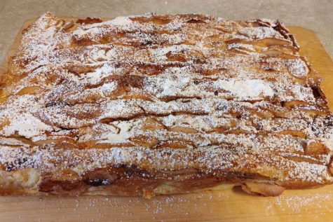 Plăcinta cu gutui și cremă de smântână încercată de Alina Maria Tudor