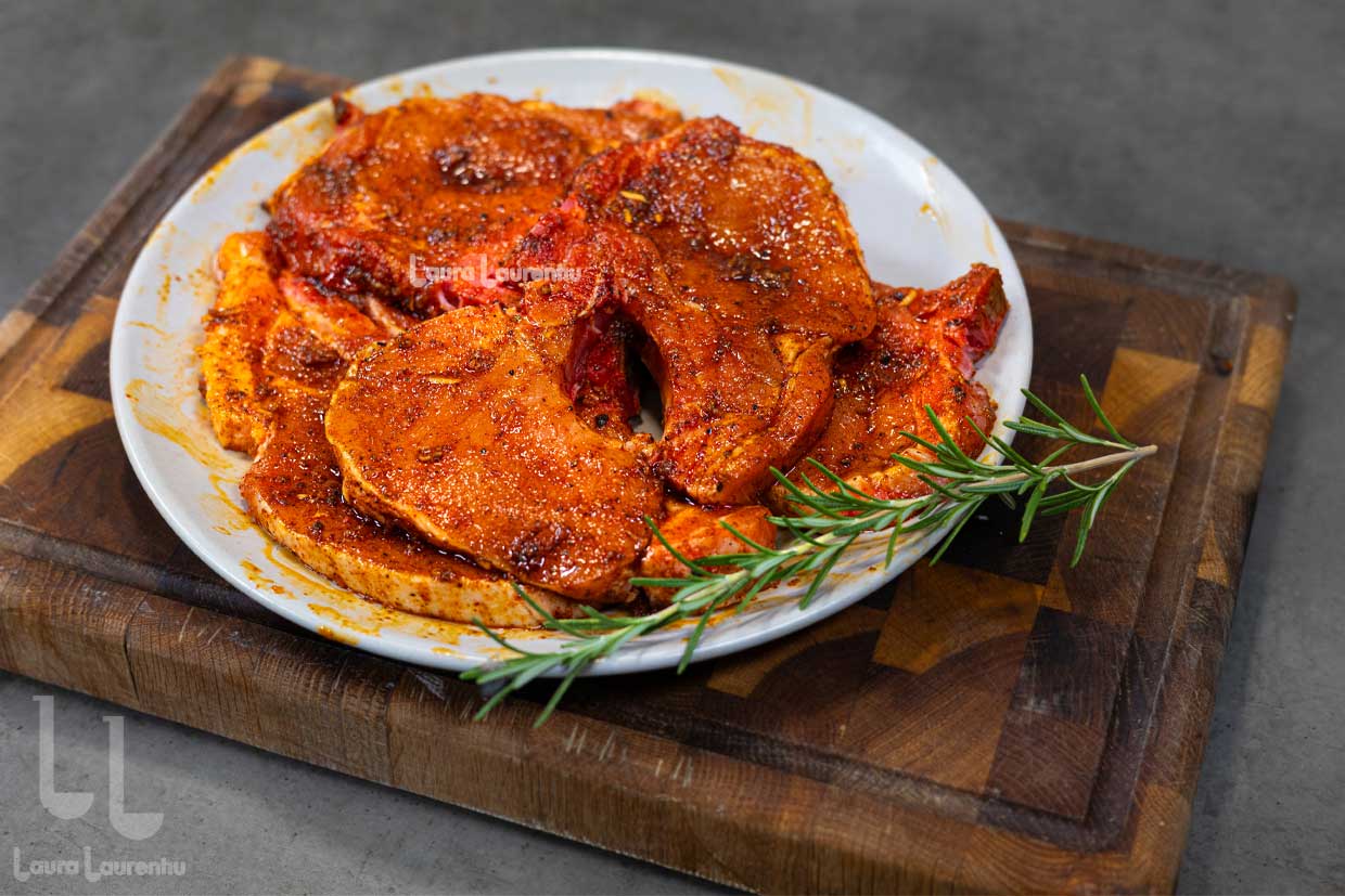 marinarea cotletului de porc cu mirodenii
