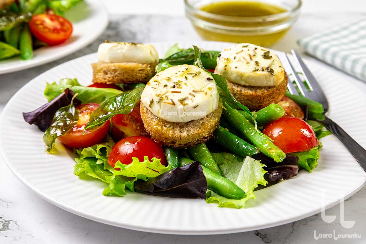 salata cu branza calda de capra salade chevre chaud reteta laura laurentiu