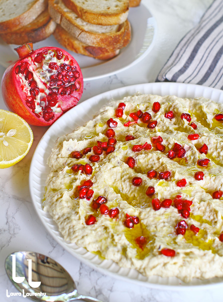 salata mutabal port