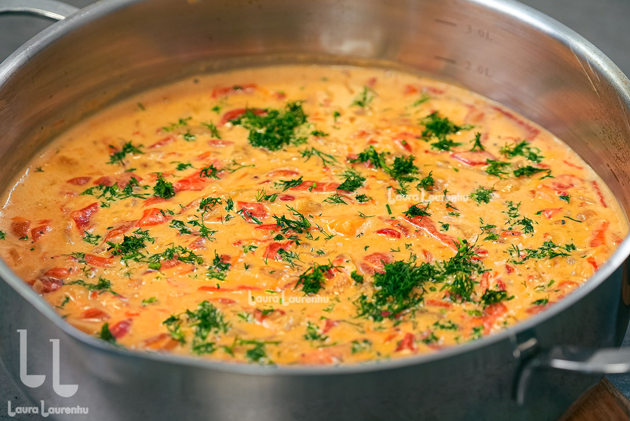 ardei copti cu smantana si usturoi reteta ingrediente mod de preparare